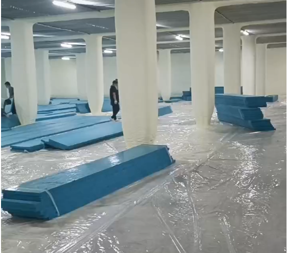 冷庫保溫施工視頻